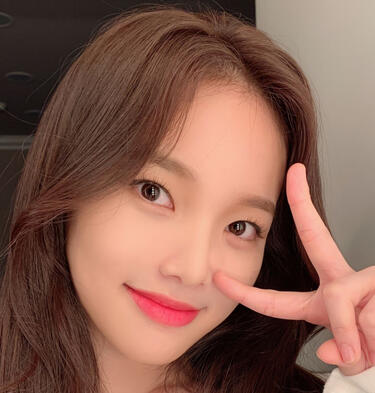 Weeekly's Lee Soojin